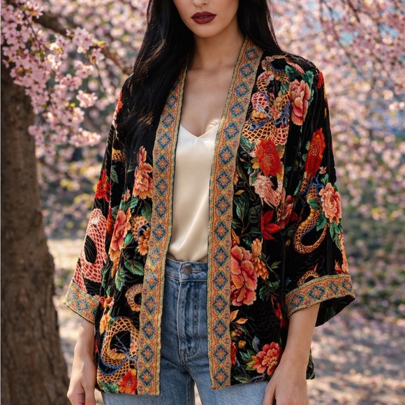 Johnny Was heavily embroidered reversible velvet MERHAWI KIMONO jacket NWT - Picture 11 of 14